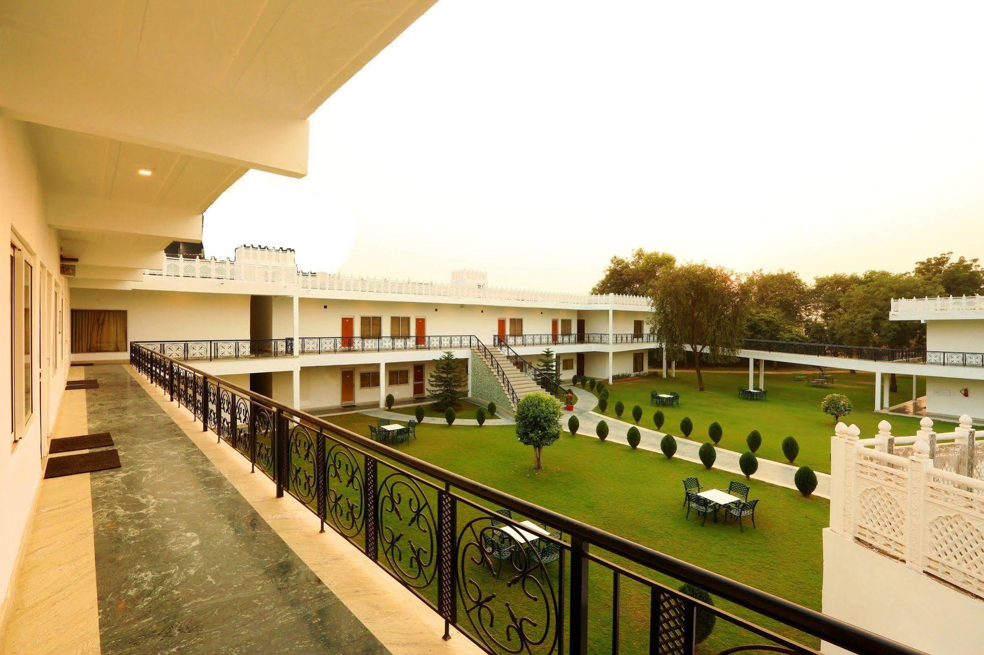 Aapno Ghar Resort&Amusement Park Gurgaon Buitenkant foto